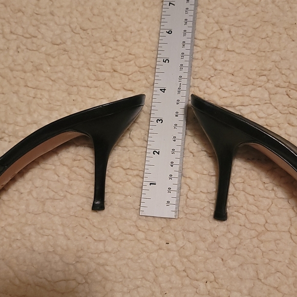 Gucci - Picture 2 of 6